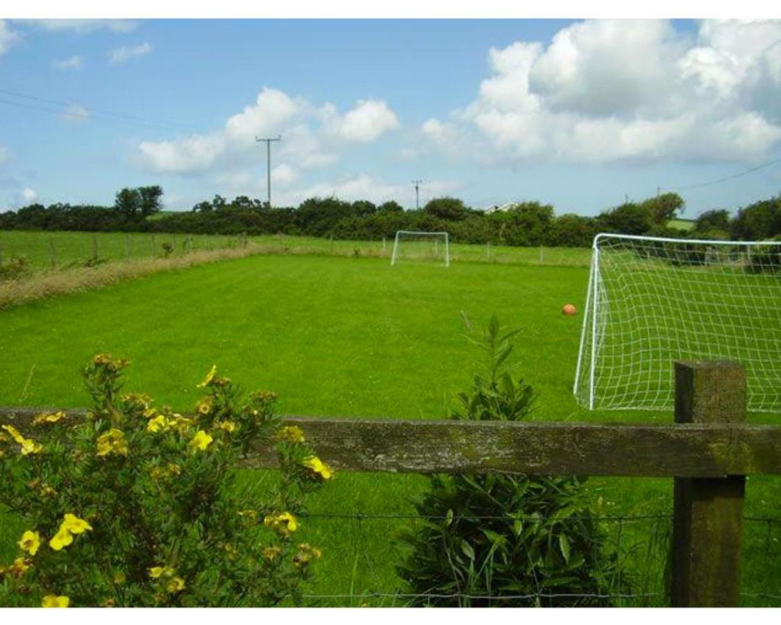 Trenewydd Farm Holiday Cottages Cardigan Kültér fotó
