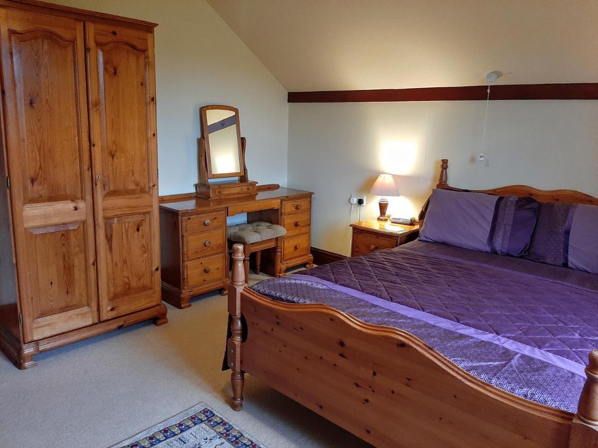 Trenewydd Farm Holiday Cottages Cardigan Kültér fotó
