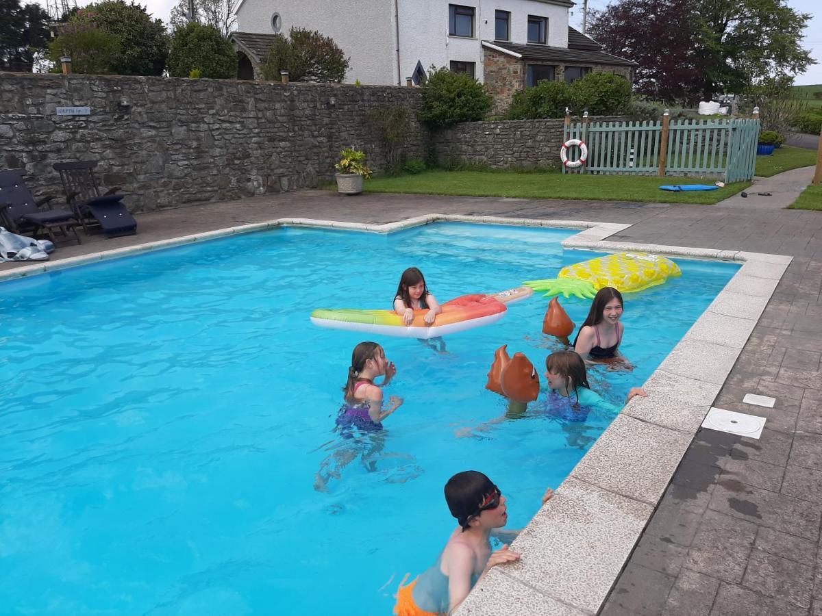 Trenewydd Farm Holiday Cottages Cardigan Kültér fotó