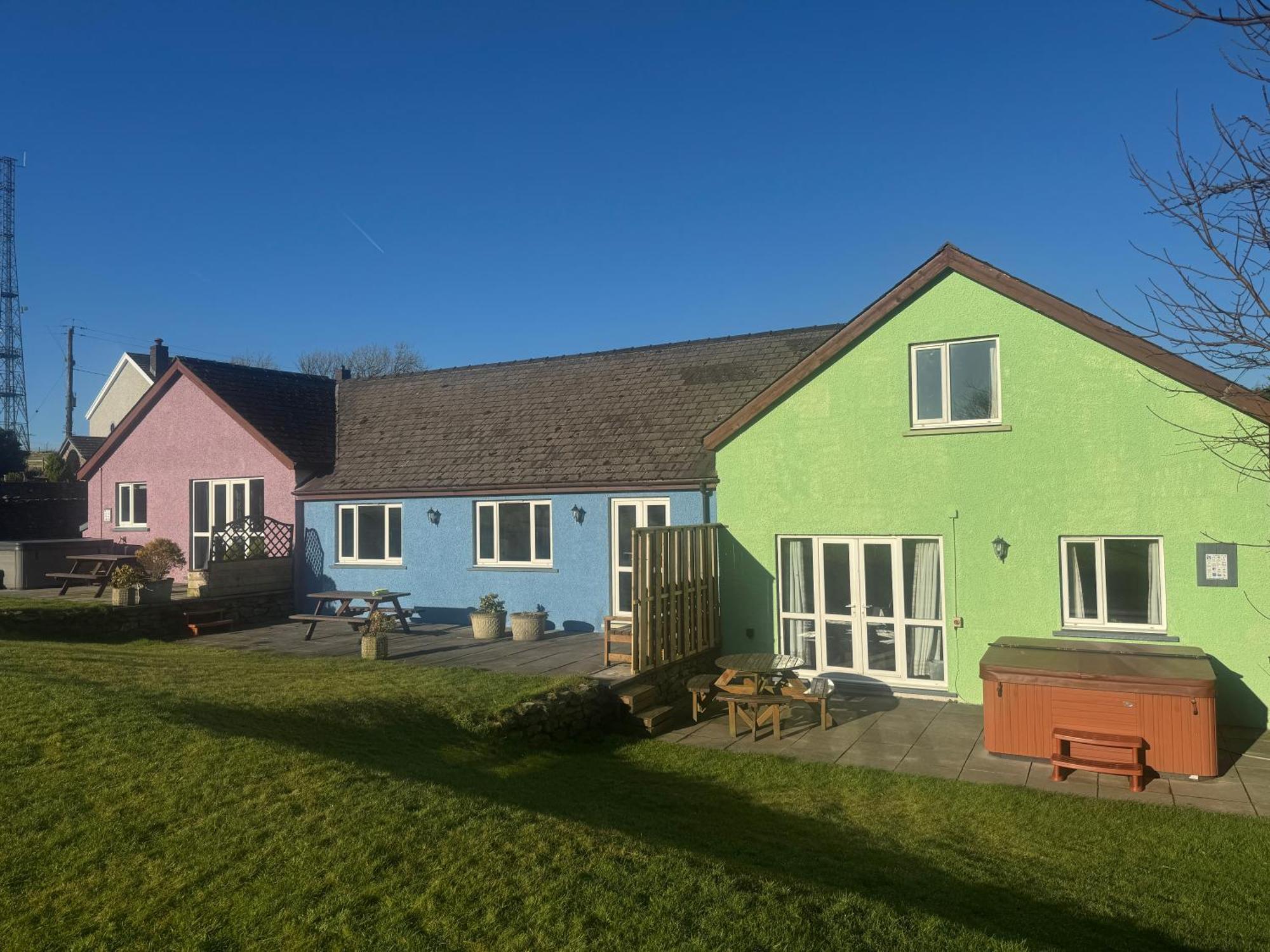 Trenewydd Farm Holiday Cottages Cardigan Kültér fotó