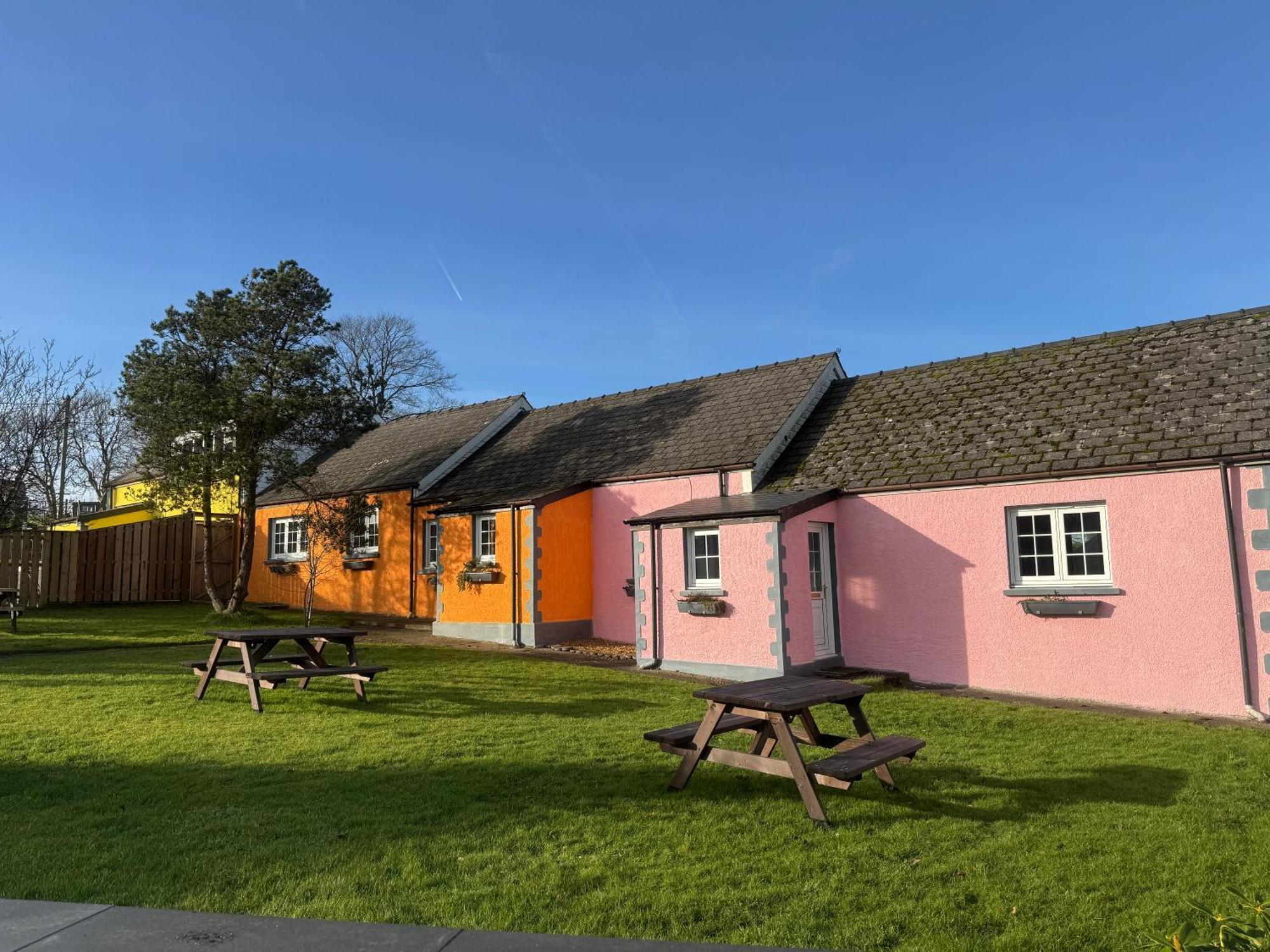 Trenewydd Farm Holiday Cottages Cardigan Kültér fotó